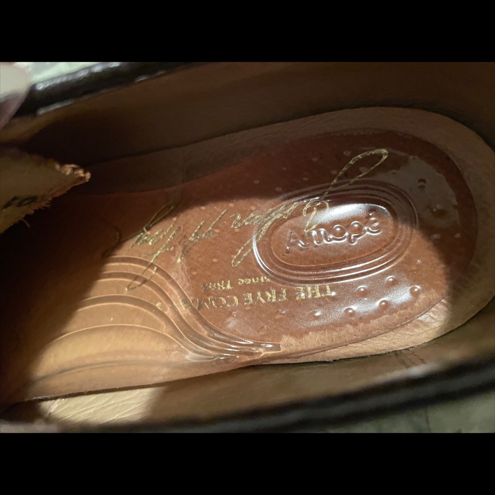 Frye Wing tips - Picture 9 of 11
